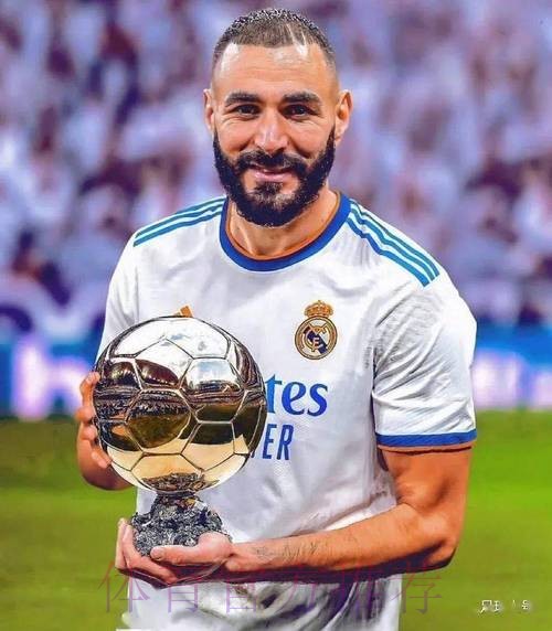 西甲-本泽马双响克罗斯世界波 皇马3-1十人毕巴 西甲-本泽马双响克罗斯世界波 皇马3-1十人毕巴